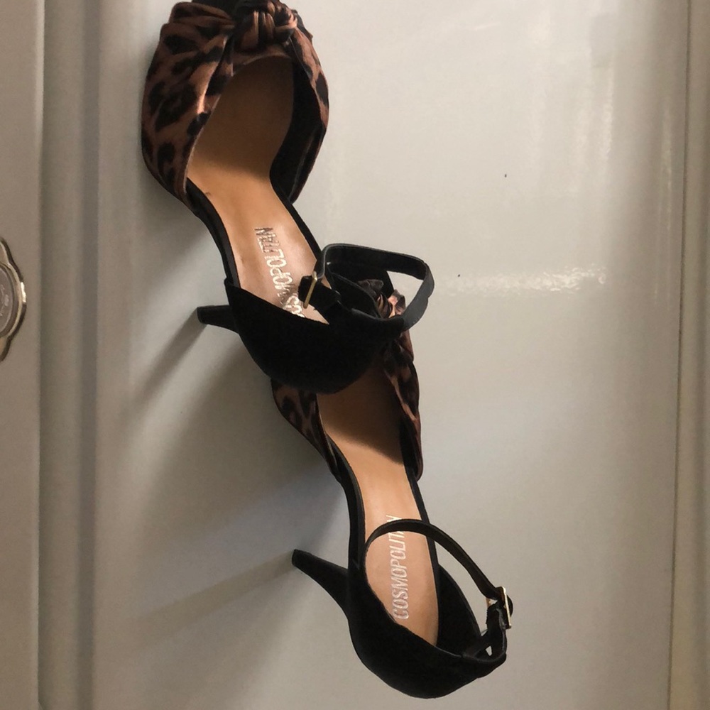 Cosmopolitan size 8 heels